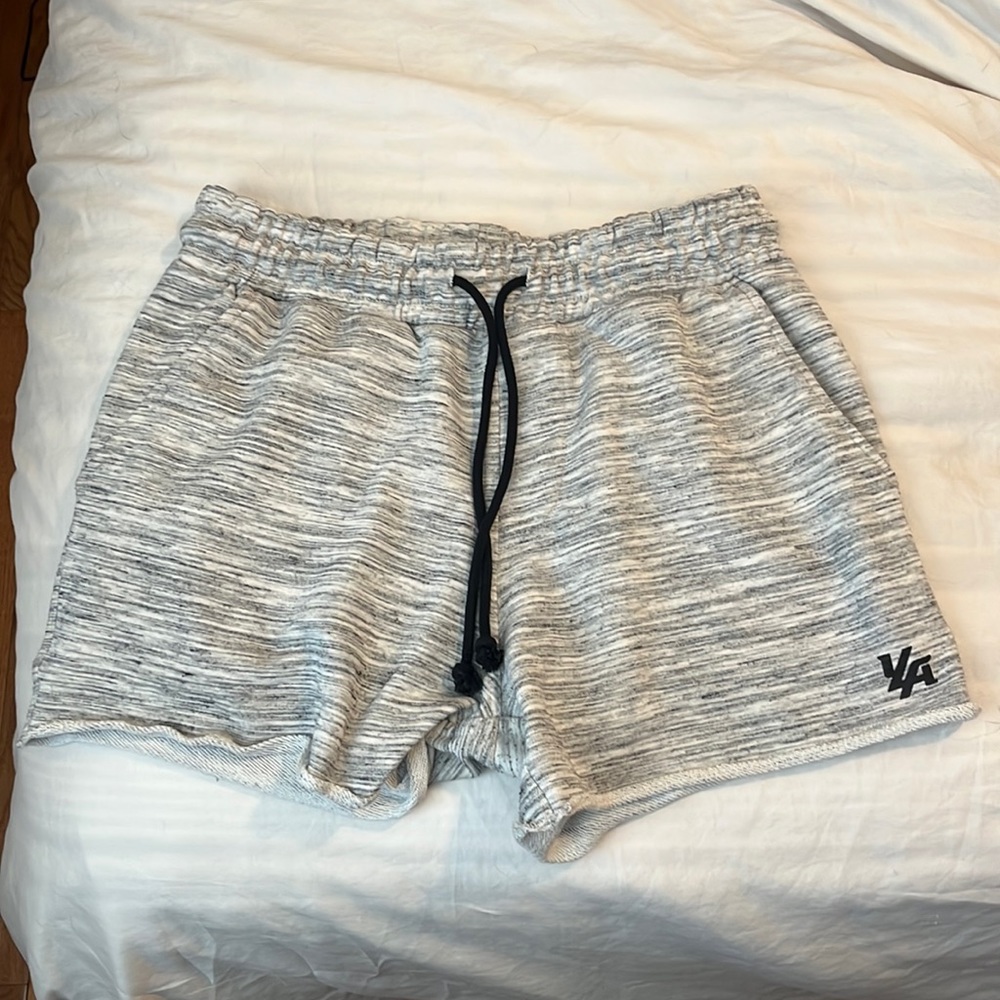 Youngla shorts Heather grey XL 5” inseam